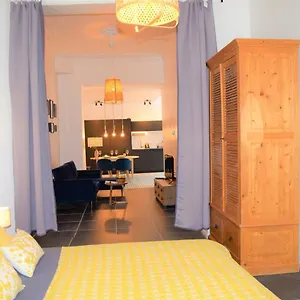  Apartment Sweet Center