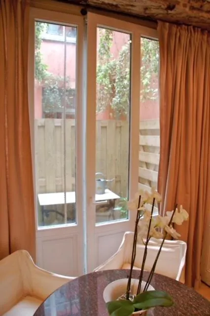 Studio Rempart Brussels